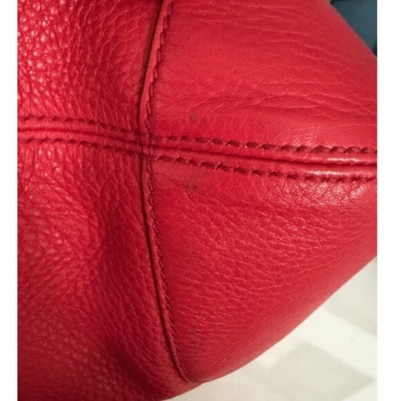 Authentic Gucci Soho red pebbled calf skin leather shoulder bag - Picture 16 of 16